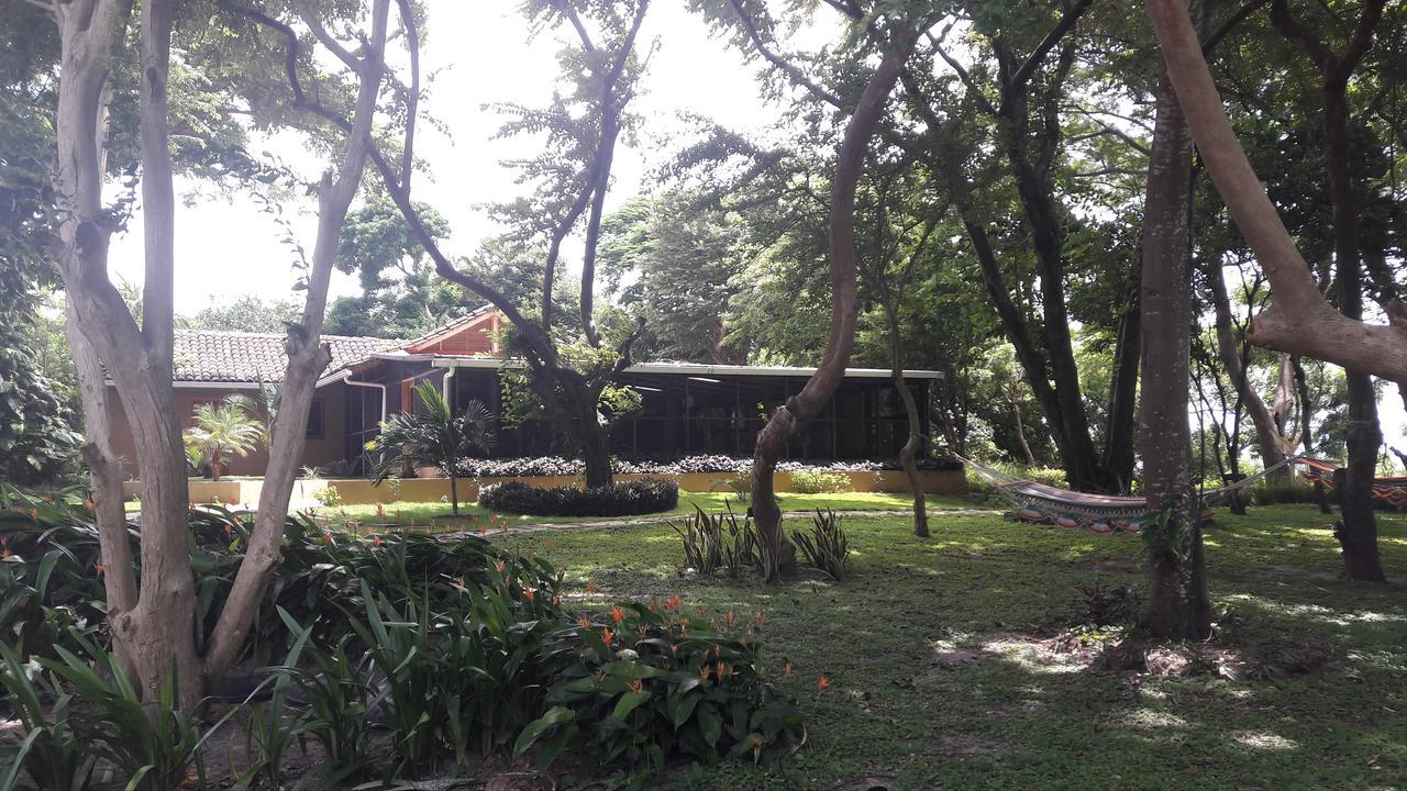 Xalli Beach Hotel Altagracia Exterior photo